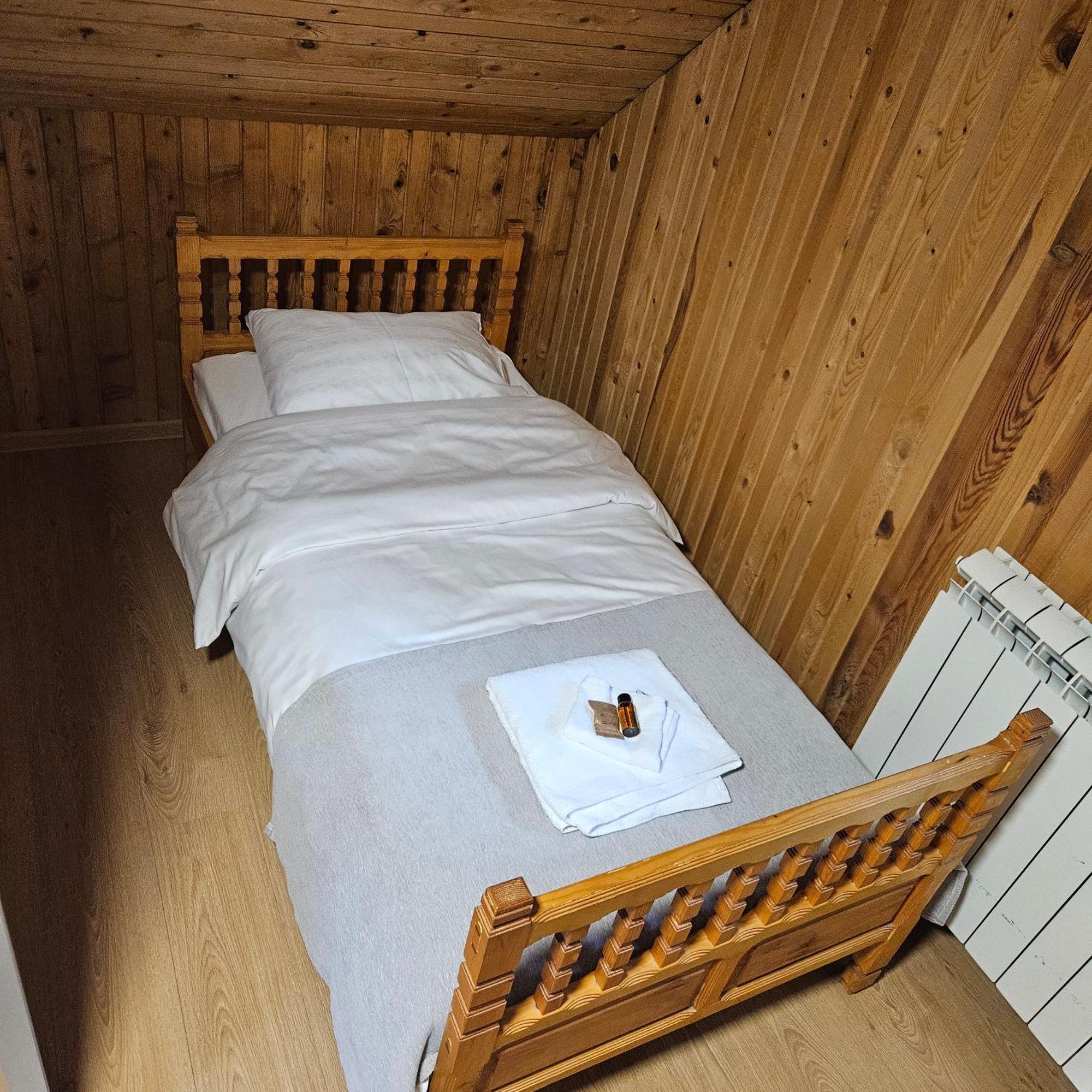 Black Lake Chalet Zabljak  Ngoại thất bức ảnh